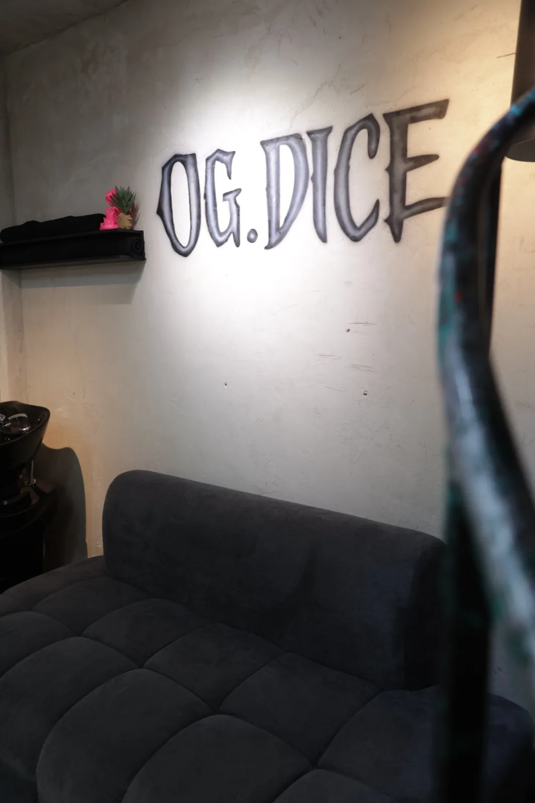 OG Dice Chair